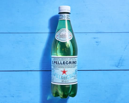 Bouteille d'eau gazeuse San Pellegrino 50 cl